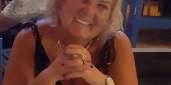ayten üren